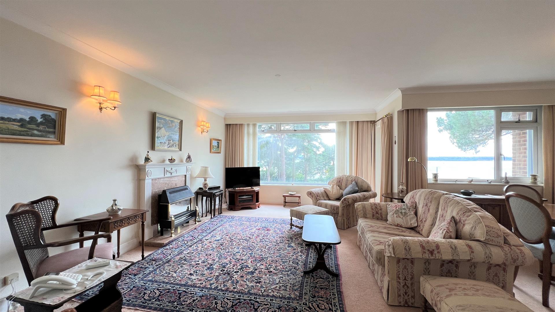 2 Bedroom Apartment Brudenell Road, Sandbanks